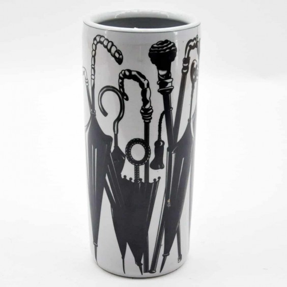 18" ROUND BLACK & WHITE UMBRELLA STAND
