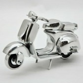 25CM VESPA SCOOTER