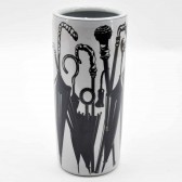 18" ROUND BLACK & WHITE UMBRELLA STAND
