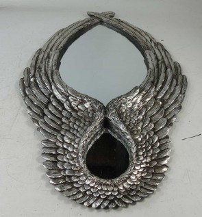 WING DESIGN TRAY