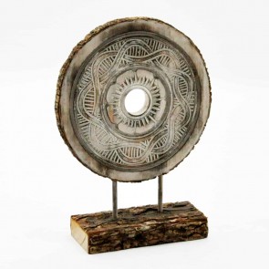 LGE ROUND WOODEN ORNAMENTAL PIECE 30cm D