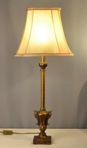 ANTIQUE GOLD BUFFET LAMP